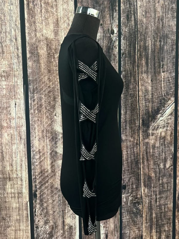 Black Cut Out Sleeve Top by Vocal