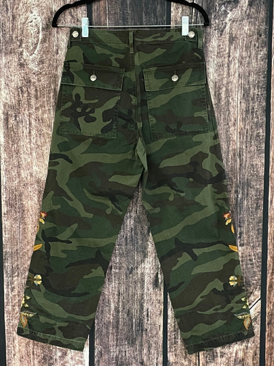 Camo Driftwood Embroidered Capris